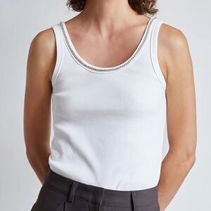 PIXIE MARKET DIAMOND NECKLINE WHITE TANK